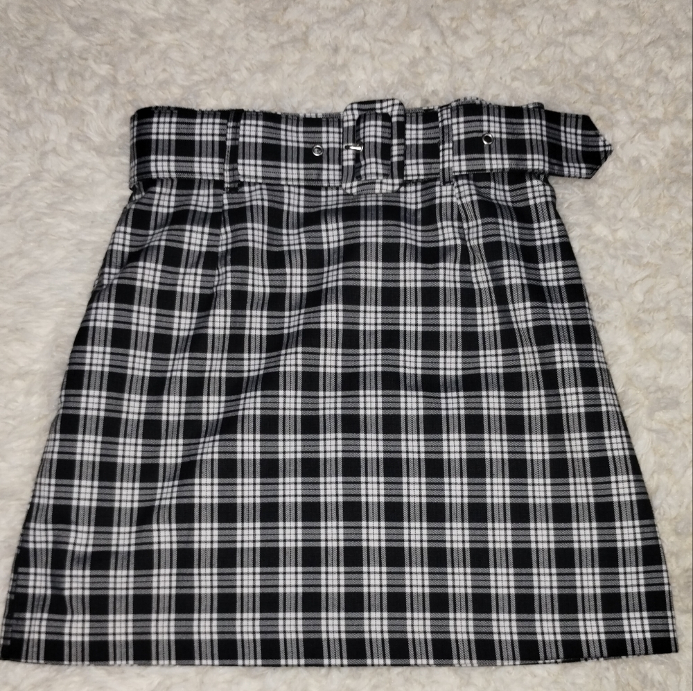 H&M Divided plaid pleated skirt